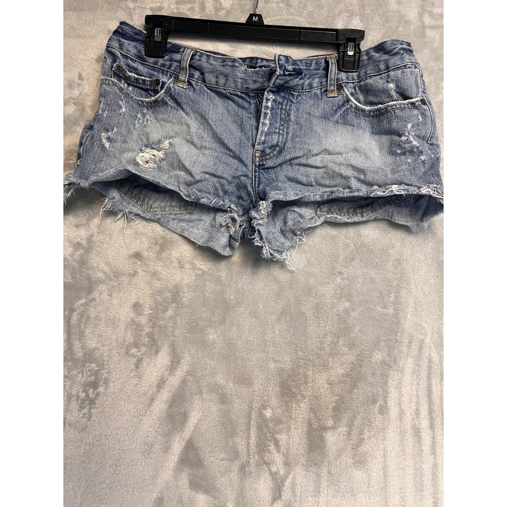 American Eagle Denim Shorts Womens 8 Light Blue Good Distressed Cut off Festival